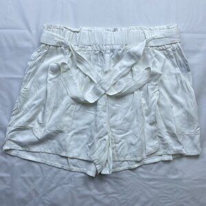 Shinestar Women"s White Shorts Size M